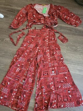 Women's 2 Piece Red Printed Wide-Leg Pants with Tie Top